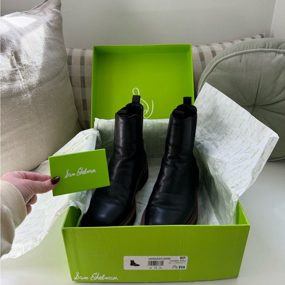 Sam Edelman Laguna Chelsea Boot  Black 7.5 W